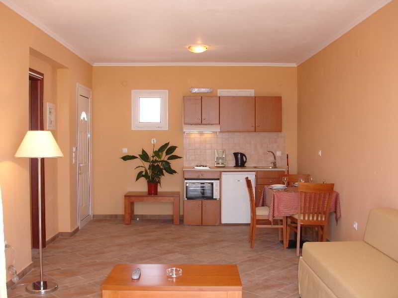 Saint Catherine Hotel Питагорио Екстериор снимка