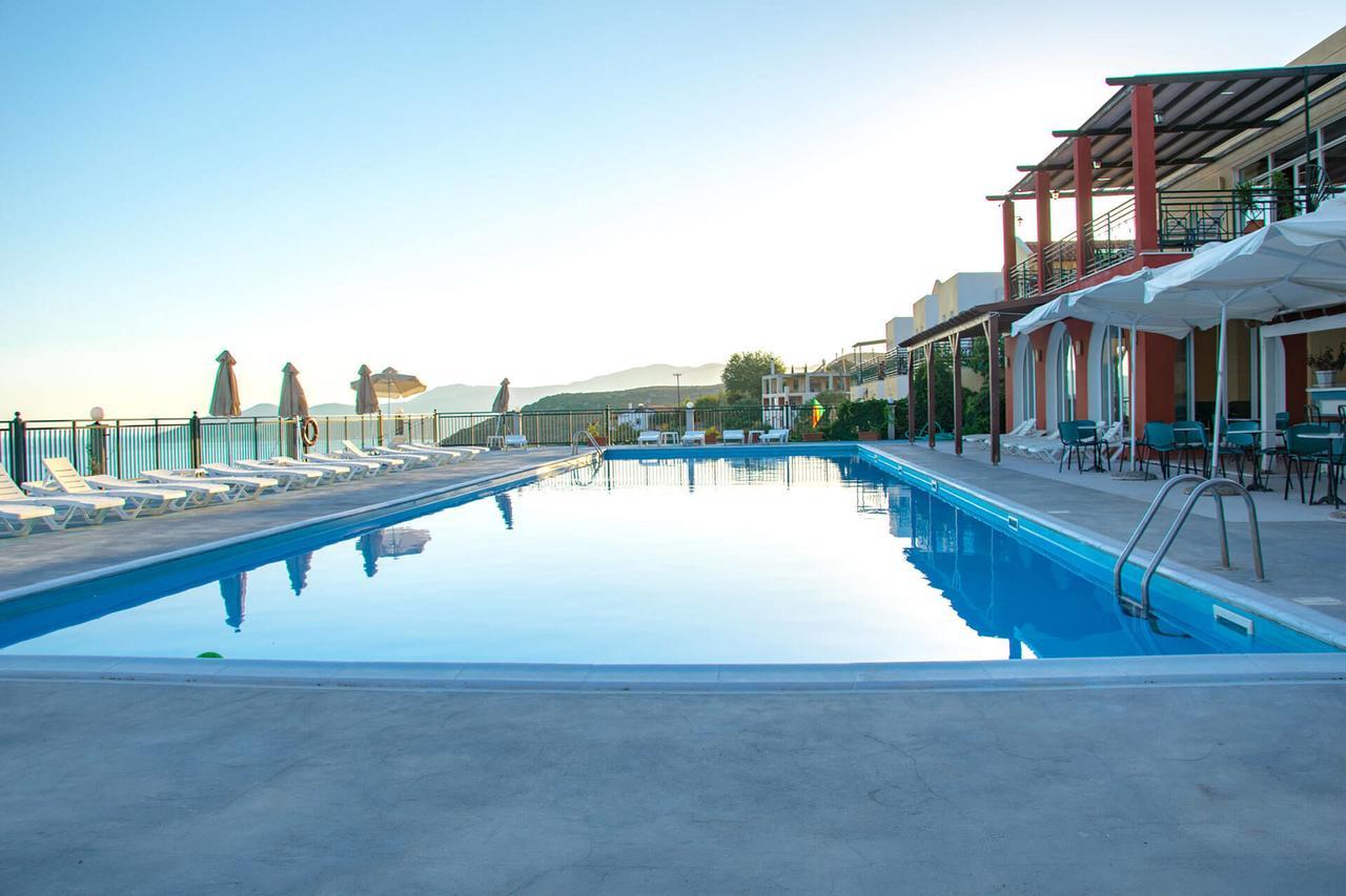 Saint Catherine Hotel Питагорио Екстериор снимка