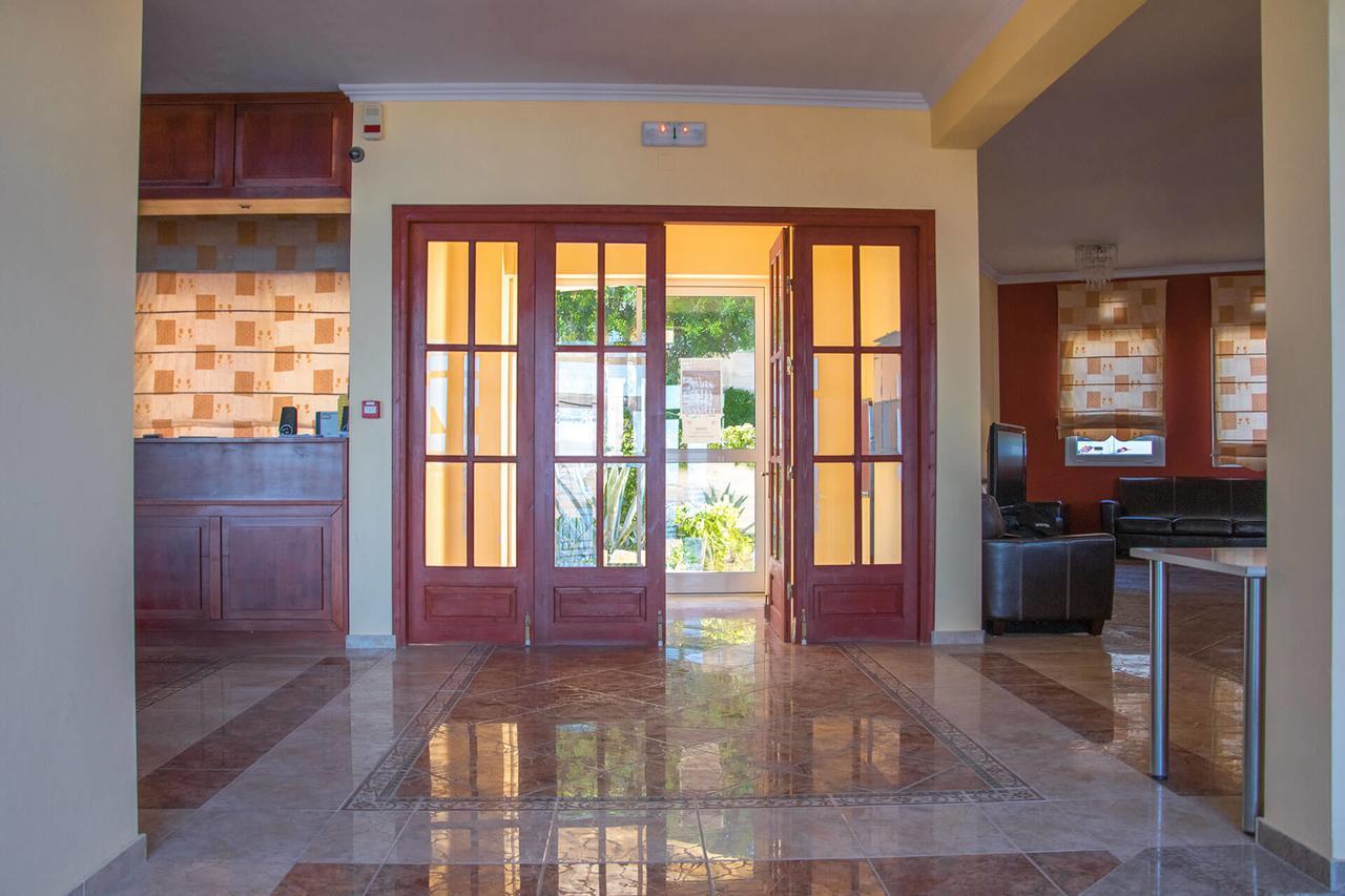 Saint Catherine Hotel Питагорио Екстериор снимка