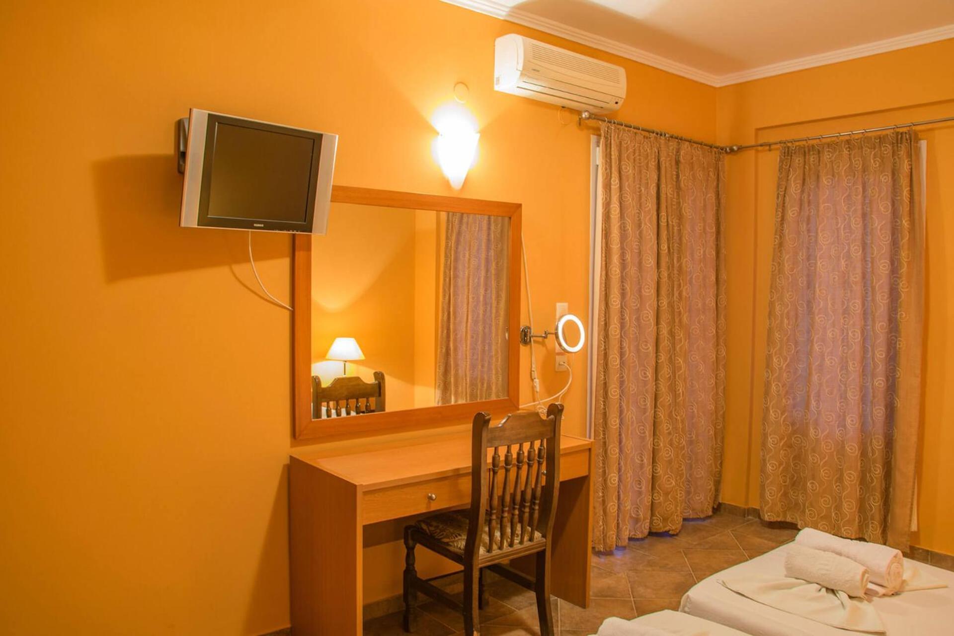 Saint Catherine Hotel Питагорио Екстериор снимка