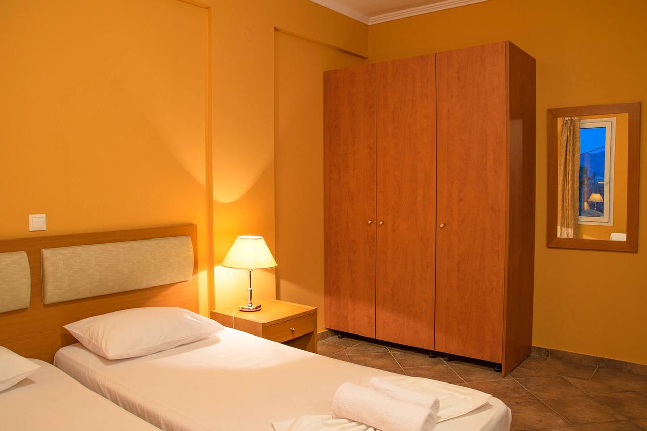 Saint Catherine Hotel Питагорио Екстериор снимка
